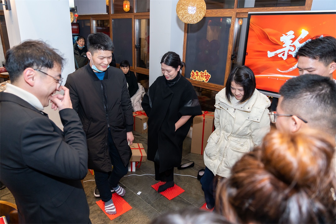 f0fe419651ba2b13507f05ee772c2163.jpg f0fe419651ba2b13507f05ee772c2163.jpg